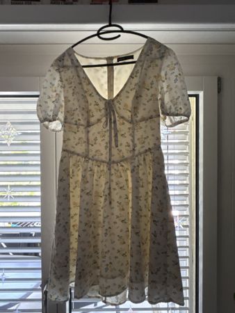Sommerliches Blumenkleid, Grösse M