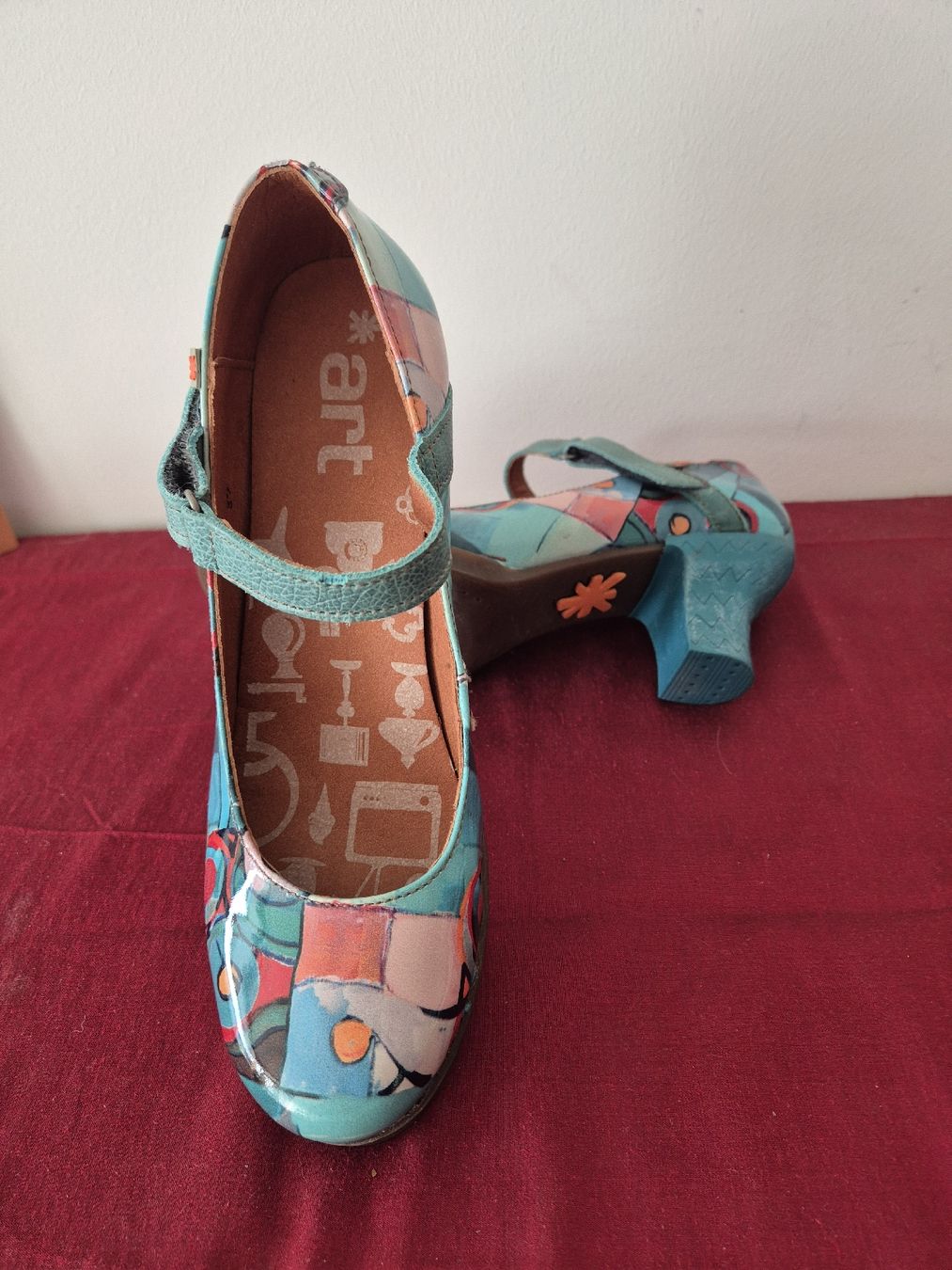 Art Scarpe da donna: Art Pumps, High Heels Gr. 39 – Usato da Oberdiessbach venduto da Finland1977 3
