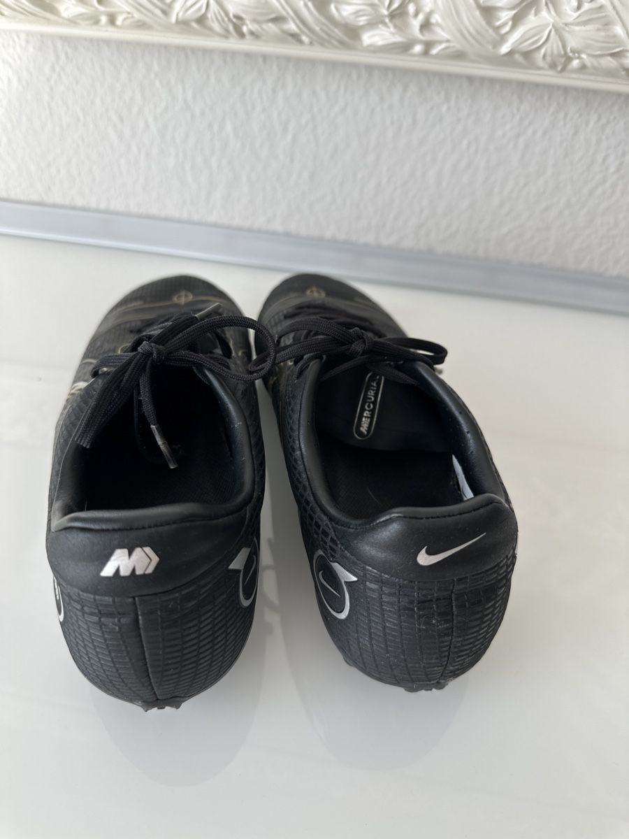 Nike Scarpe da uomo: Fussballschuhe Gr.42 – Usato da Volketswil venduto da Sina008 3