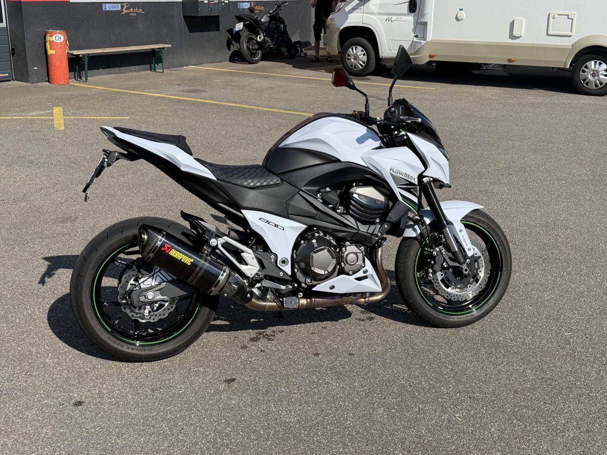 Kawasaki Strasse: Kawasaki Z800  – Gebraucht aus Courrendlin von shopwheels 2