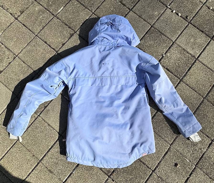 Jacken: Ski-/Snowboardjacke Roxy Chloe Kim Grösse M – Gebraucht aus Hittnau von m.g87 3