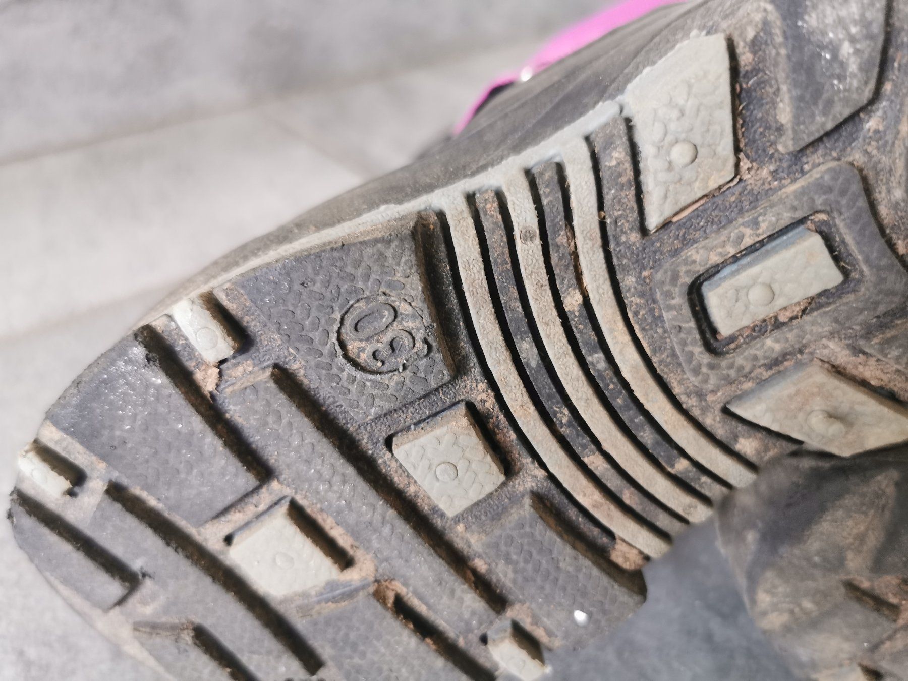 Scarpe per ragazze: Warme Kinderschuhe Gr. 30 – Usato da Herzogenbuchsee venduto da knisteri 3