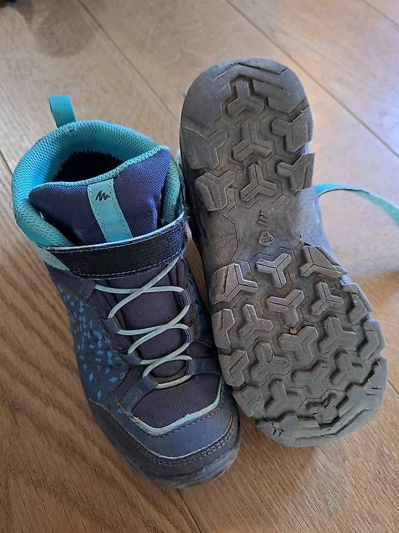 Schuhe für Jungen: Wanderschuhe Quecha Grösse 33 – Gebraucht aus Merenschwand von Proeschu