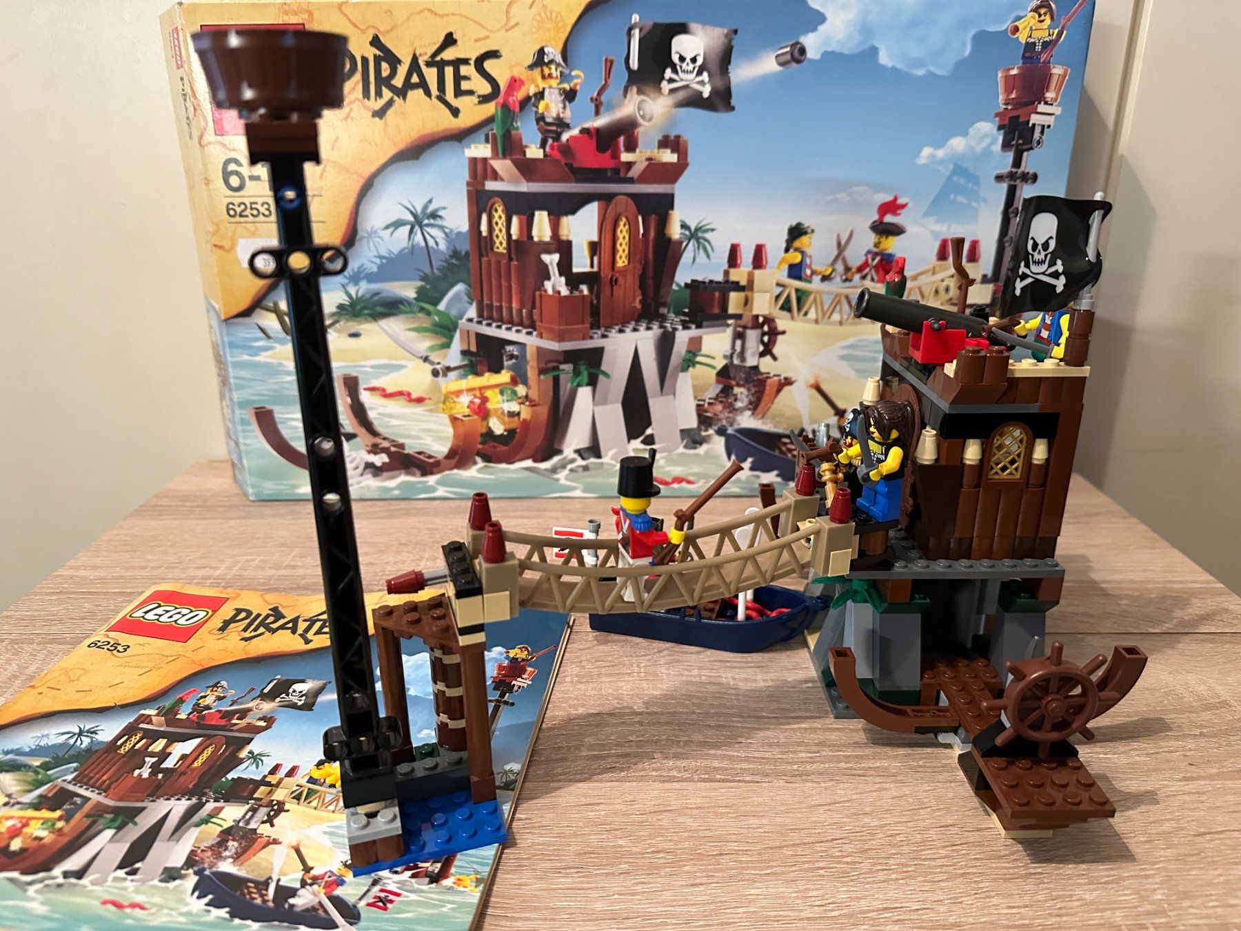 Lego Baukästen: LEGO Piraten 6253 Shipwreck Hideout – Gebraucht aus Basel von Don-Angel 1