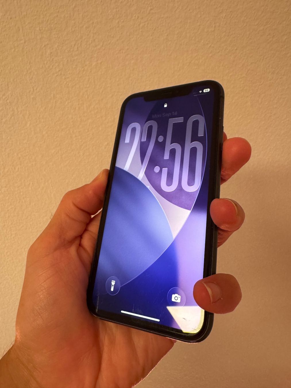 Apple Telefoni cellulari / Smartphones: iPhone 11, 128 GB, Schwarz – Usato da Solothurn venduto da schoenbaechler 3