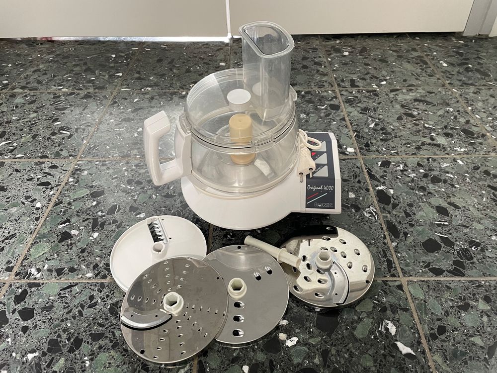 Ronic Küchenmaschine (Gebraucht) in Wolfhalden für CHF 100 – mit ...