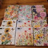 12 Pack Servietten mit 6 Blumen-Motiven zum Superpreis