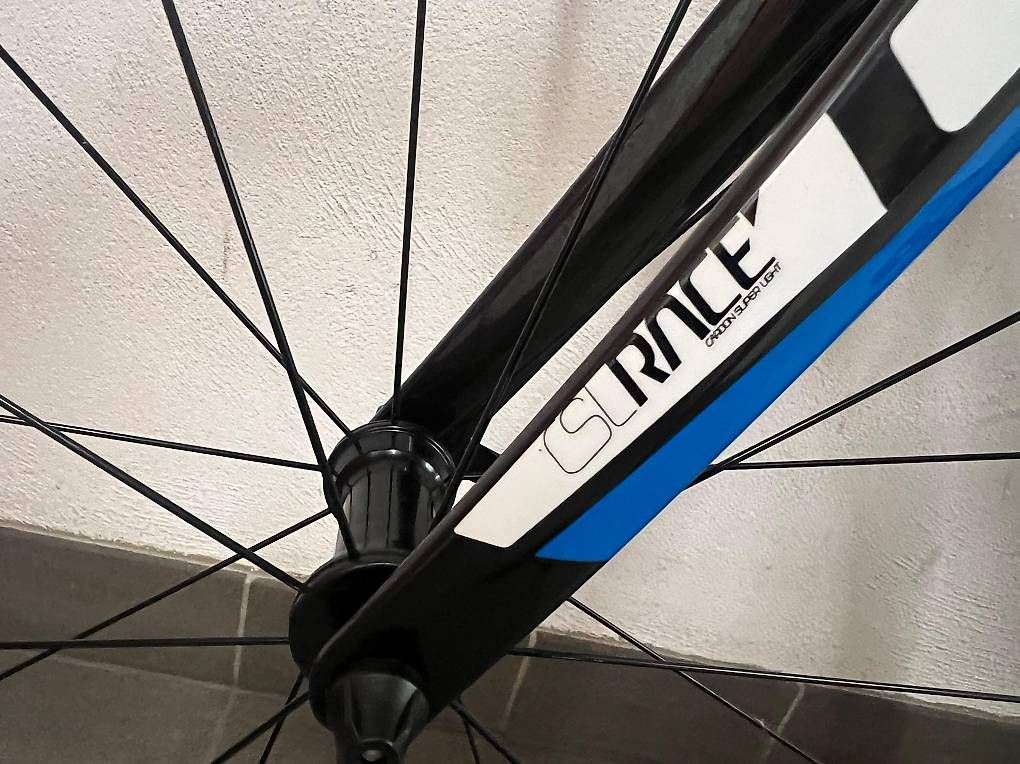 Cube Biciclette: Super Propre Cube Peloton Performance Line velo de course – Usato da Versoix venduto da sad_2cl8 4