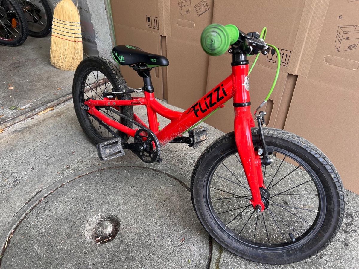 Flizzi Velos: Fizzi Kindervelo 16 ROT – Gebraucht aus Erlinsbach von 11y_g5fb 5