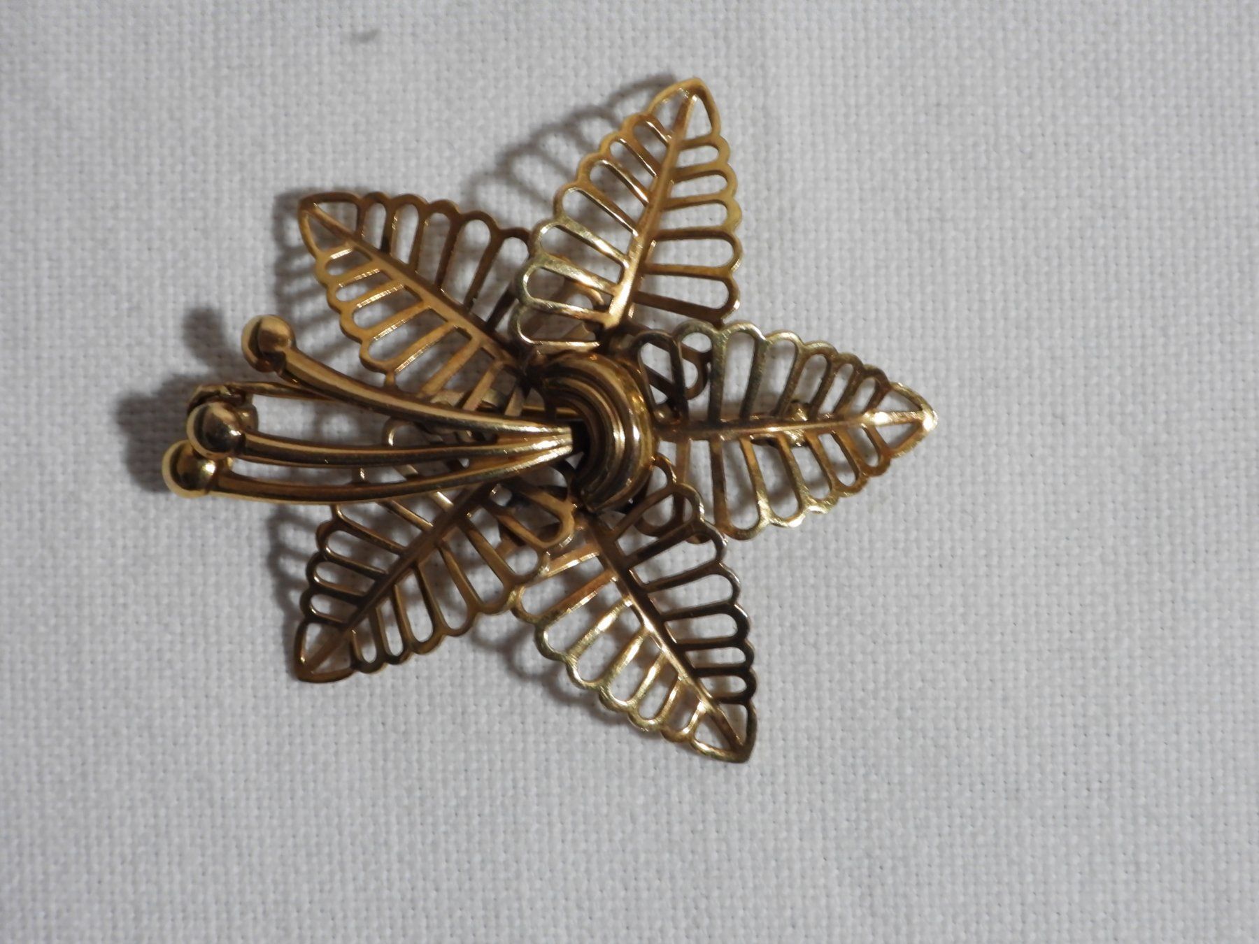 Spille & Fermagli: 2 Broschen Vintage AMERICAN GOLD – Usato da Dübendorf venduto da alracfo 3