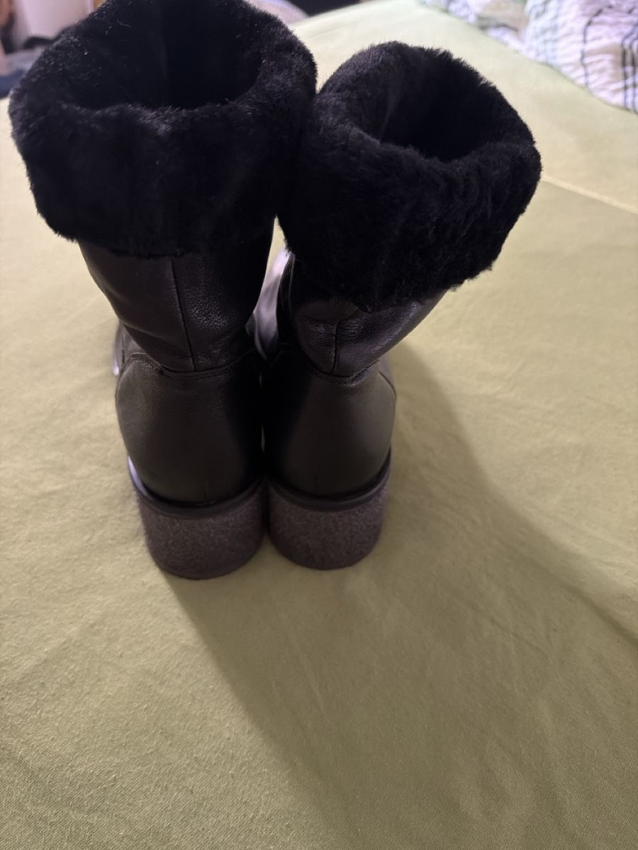 Chaussures femmes: Stivaletti neri  – D'occasion à Sementina par bru_vpp5 1