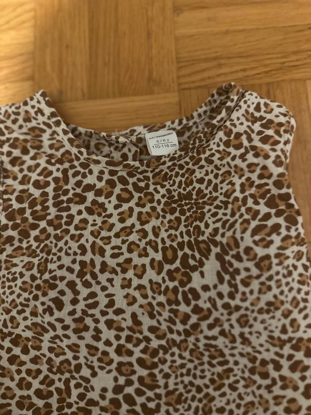 Camicette, T-shirt & Top: Leo Top Grösse 110 neuwertig – Usato da Horgen venduto da RenRio 3
