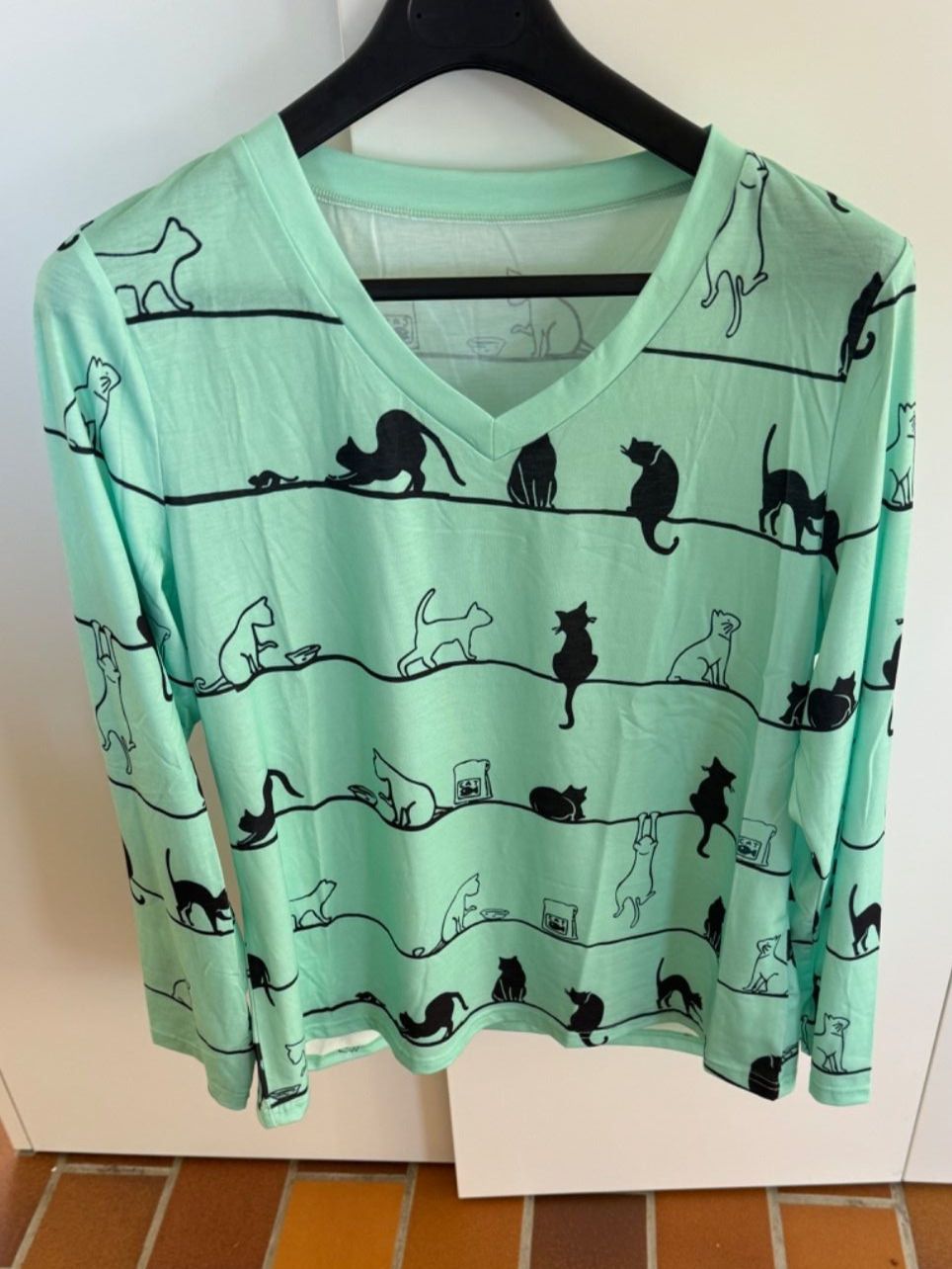Maglioni & Felpe: Shirt Katzenmotiv – Nuovo e nell'imballaggio originale da Oberrohrdorf venduto da chilibiggi