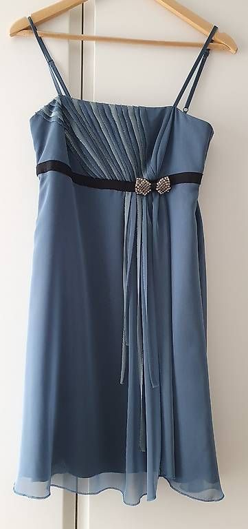 Kleider: Blaues Coktailkleid mit Strassschleife – Gebraucht aus Reichenburg von Rednim1987