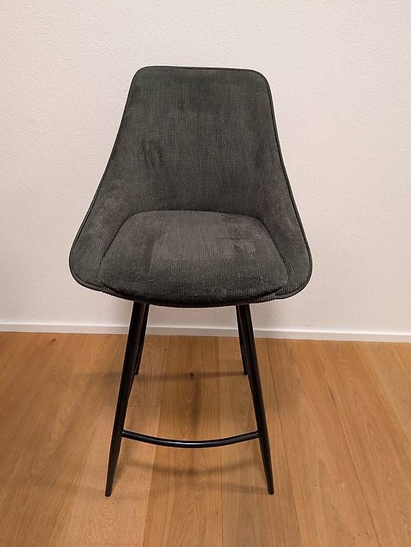 Hochstühle: Hochstühle – Gebraucht aus Rickenbach SZ von shaninsimon