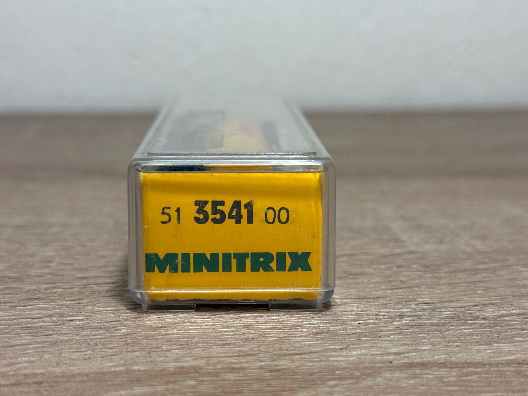 Trix Modellini di ferrovie: Minitrix N 3541 Kesselwagen Shell – Usato da St-Aubin-Sauges venduto da tantome 5