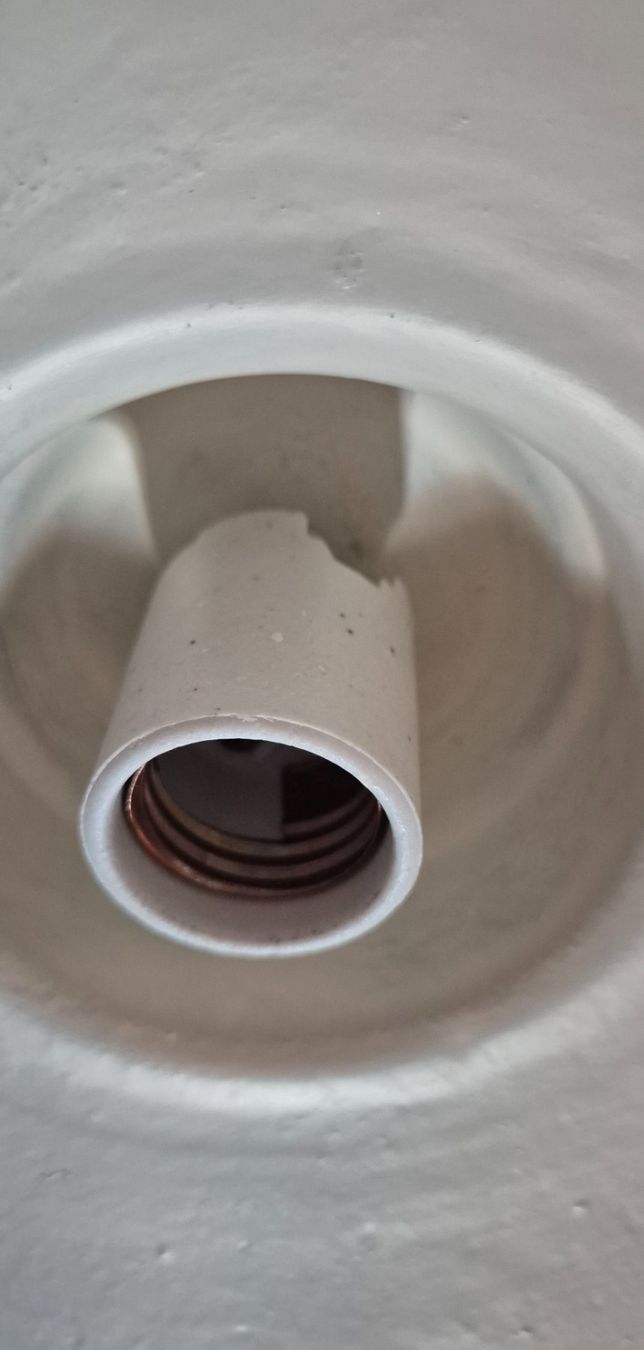 Lampadari & plafoniere: antike Lampe / Industrielampe / Stallampe? – Usato da Neerach venduto da SilliS 5