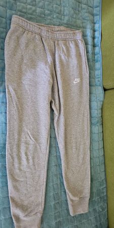 Nike Trainingshose Grau Grösse M gebraucht