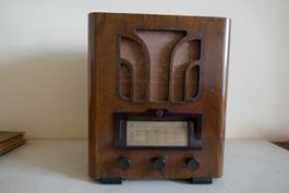 Antiker Röhrenradio Philips 525A