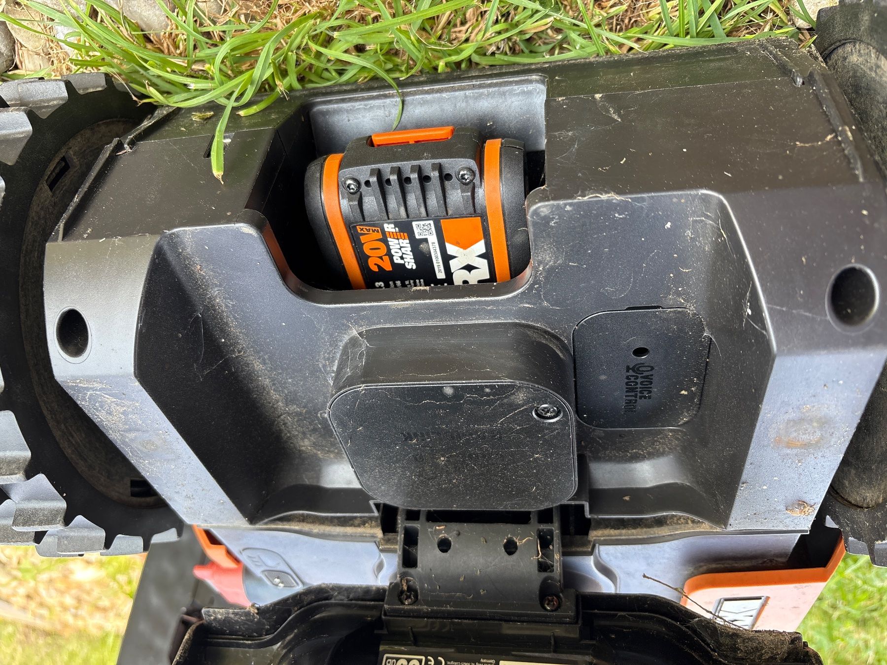 Worx Tagliaerba: Landroid WR130E – Usato da Goldach venduto da Beachandsnow 5
