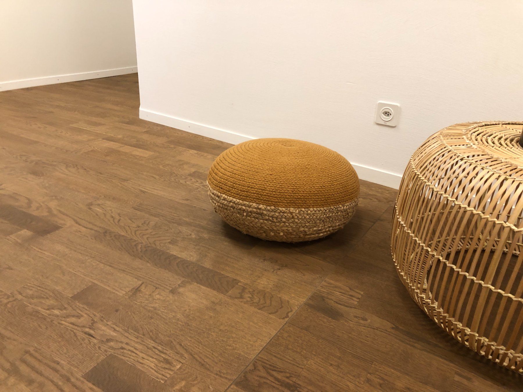 Sgabelli: 2 HOCKER, neuwertig – Usato da Ennetbaden venduto da Raum2010 3