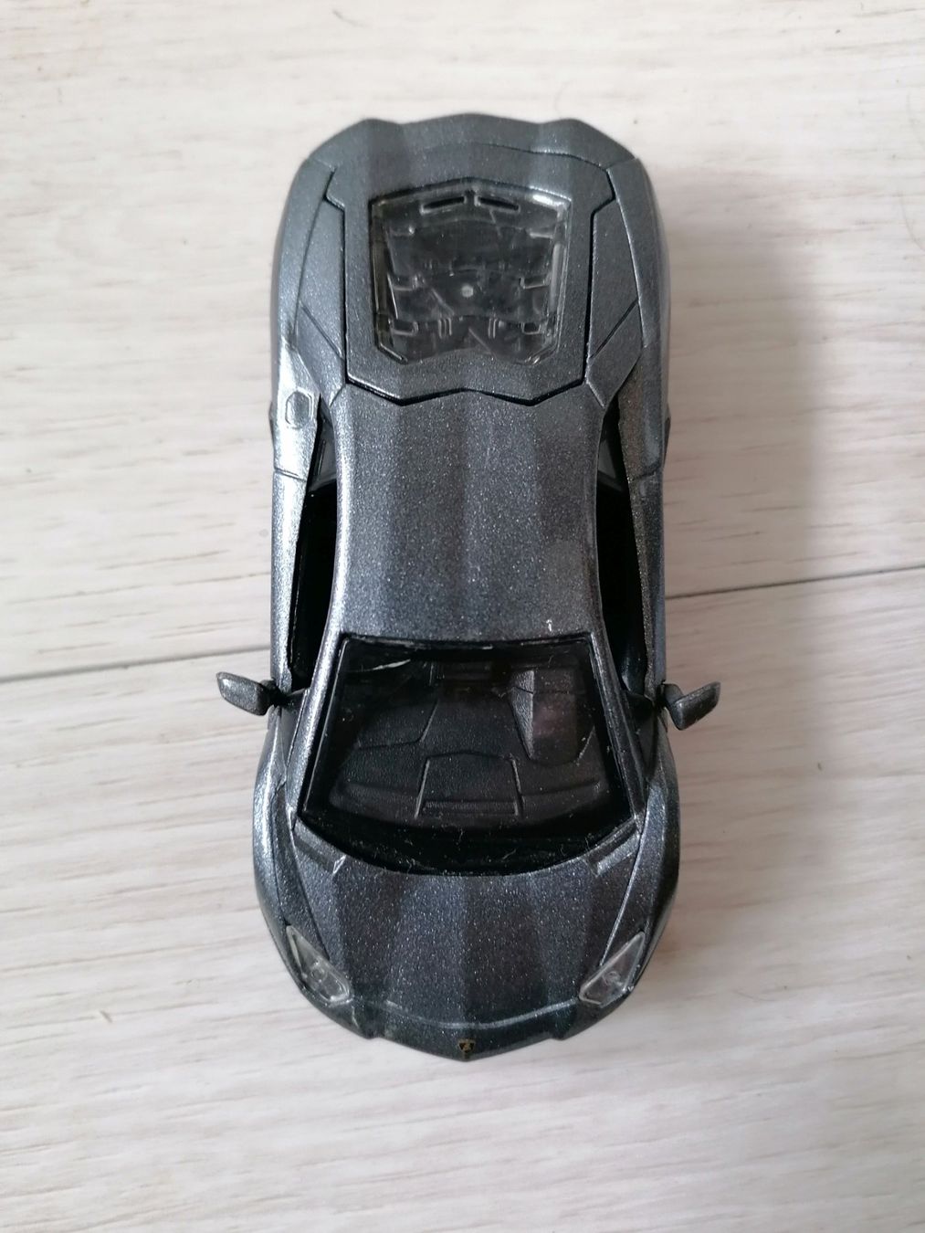 Lamborghini Modellautos: Modellauto Lamborghini Aventador Mst. 1: 40 grau – Gebraucht aus Oberurnen von mackrokodile
