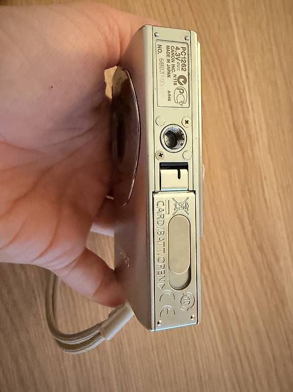 Fotocamera: Canon Digital IXUS 85 IS mit Original-Etui – Usato da Zürich venduto da leo_zx2x 3
