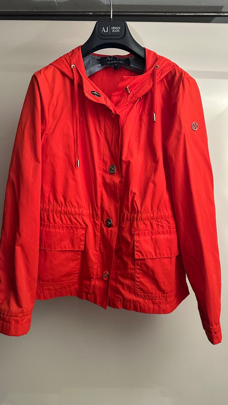 Armani Giacche: Damen Armani Jacke GR 40 – Usato da Jonen venduto da BMWE369 4