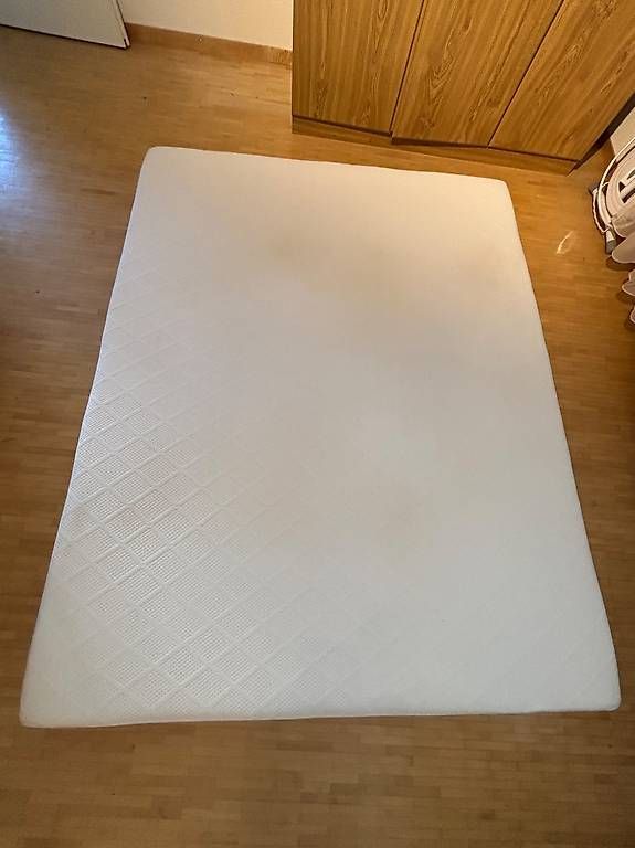 Materassi: Matratze 160x200 – Usato da Zufikon venduto da Fullspeed8