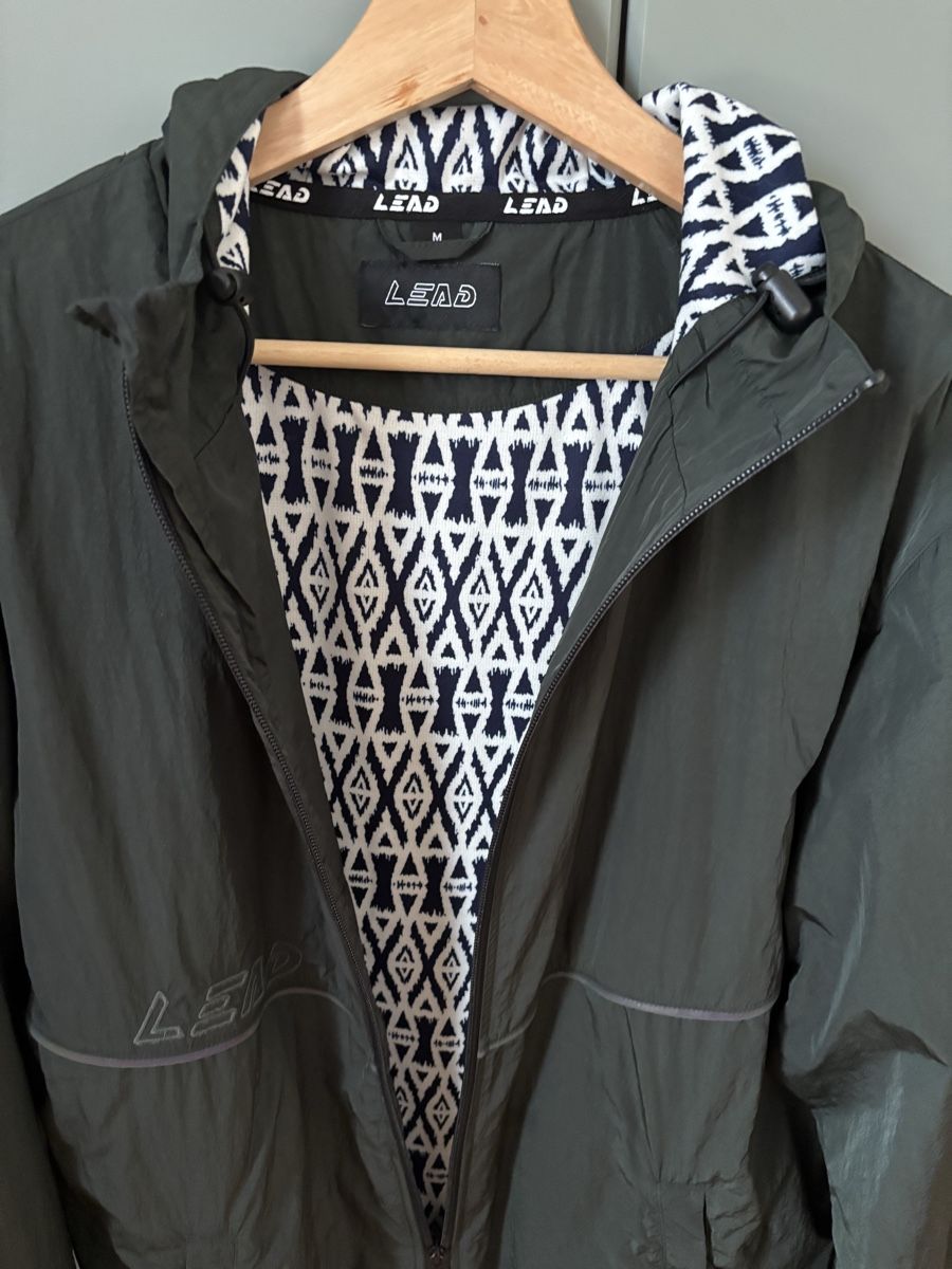 Vestes: LEAD Fabrics Übergangsjacke grün schimmernd – Neuf (Voir description) à Bettwiesen par ras_9rk9 2