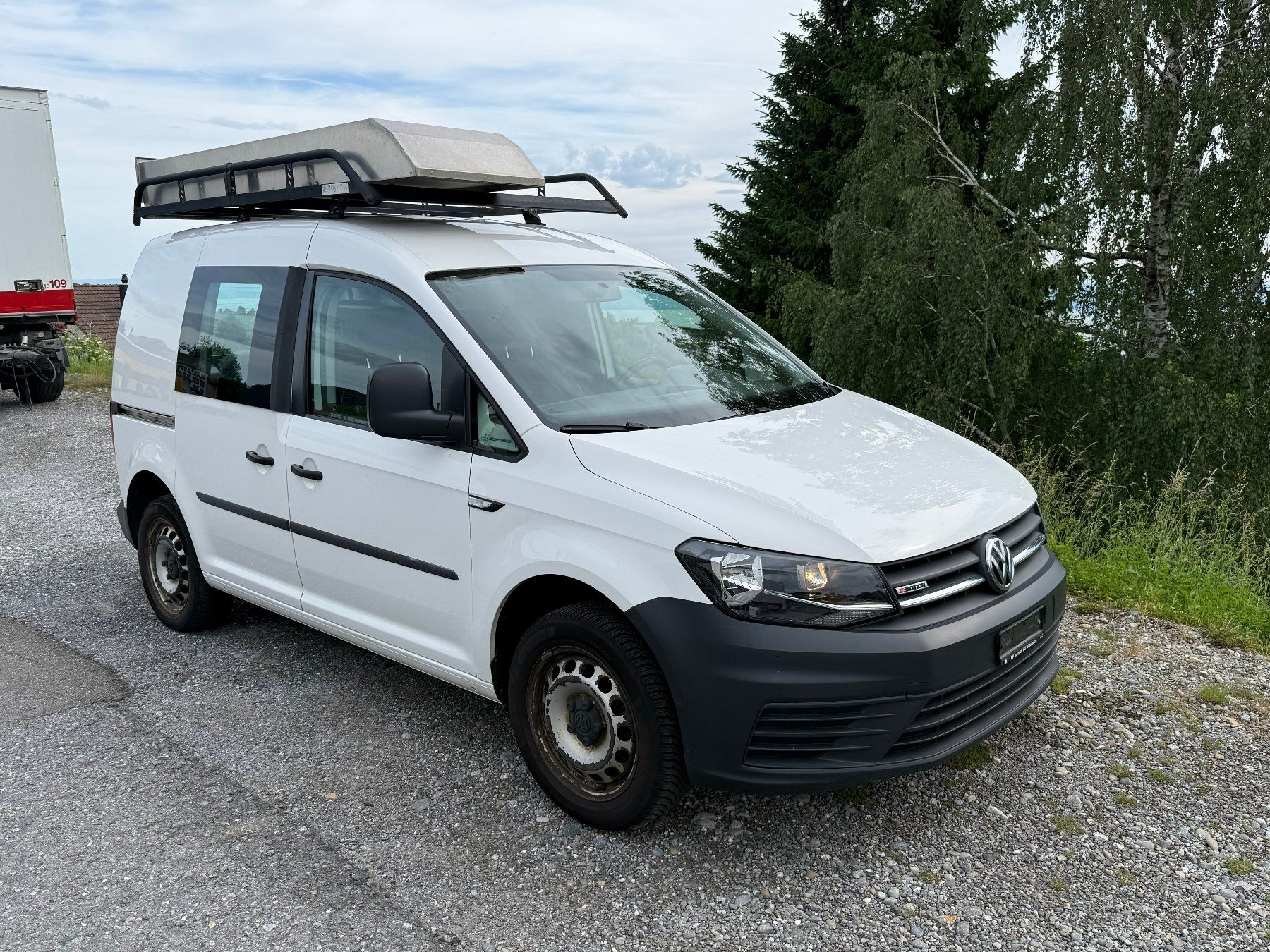 VW Veicoli commerciali: VW Caddy Kombi 2.0 TDI 4 Motion – Usato da Heiden venduto da Olii