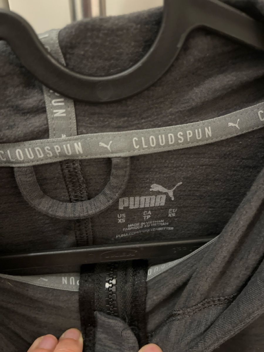 Puma Giacche: Puma Cloudspun XS Damenjacke Grau Sportlich Top! – Usato da Richterswil venduto da ste_yzq7 1