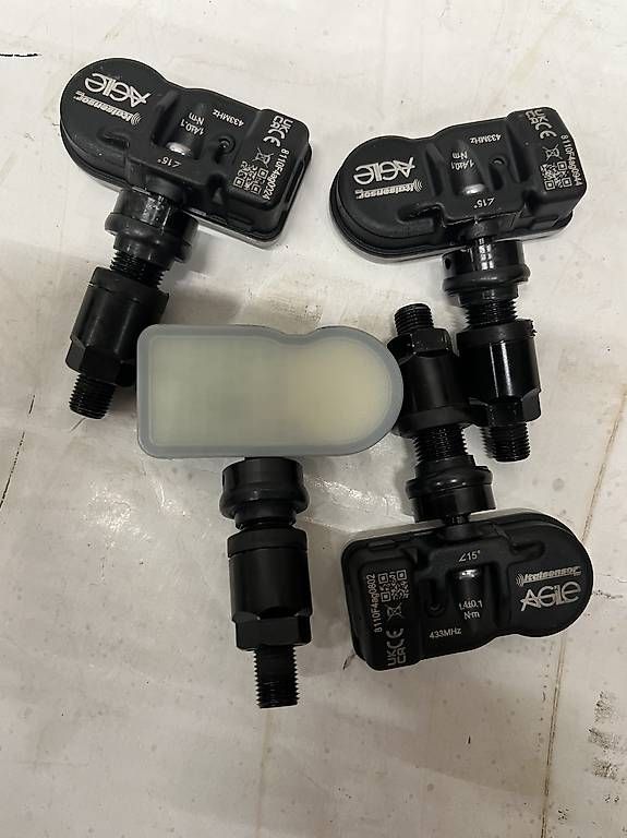 Pièces détachées: 4x RDKS TPMS Reifendrucksensoren – D'occasion à Regensdorf par Bani007 1