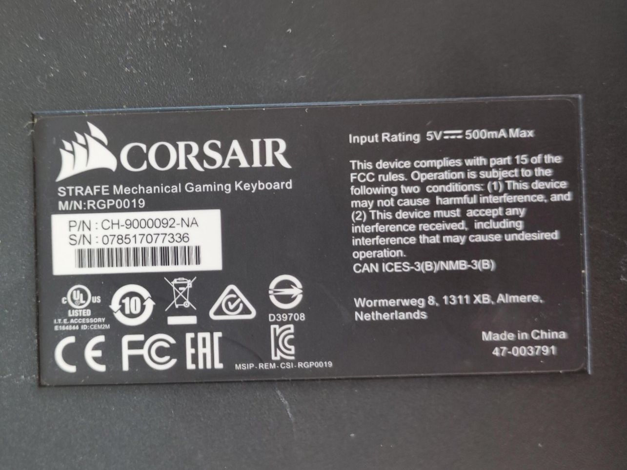 Corsair Tastiere: Corsair Strafe Mechanical Gaming Keyboard Cherry MX Brown – Usato da Zürich venduto da Eile 1