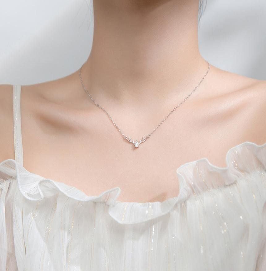 Catenine: Rentier Halskette aus Silber – Nuovo e nell'imballaggio originale da Wil SG venduto da Veratier 1