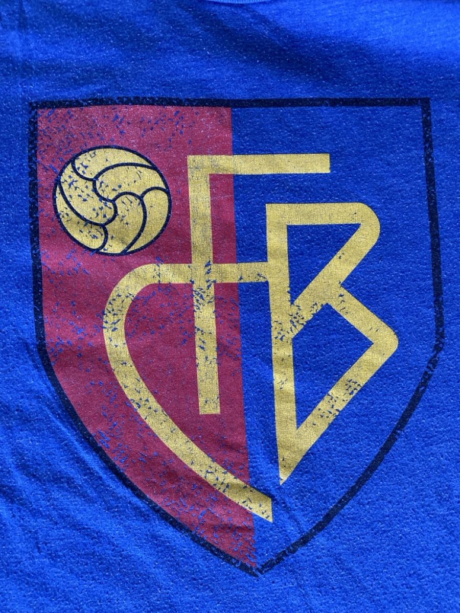 FC Basel T-Shirts: FC Basel Fan T-Shirt  – Gebraucht aus Büsserach von Gimenez77 4
