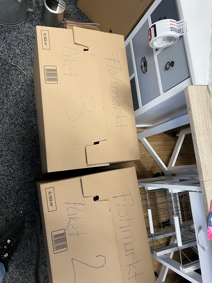 Alle Dekorationen: Flohmarkt-Box / Ueberraschungspaket - – Gebraucht aus Rorschach von TrendyDeals 1
