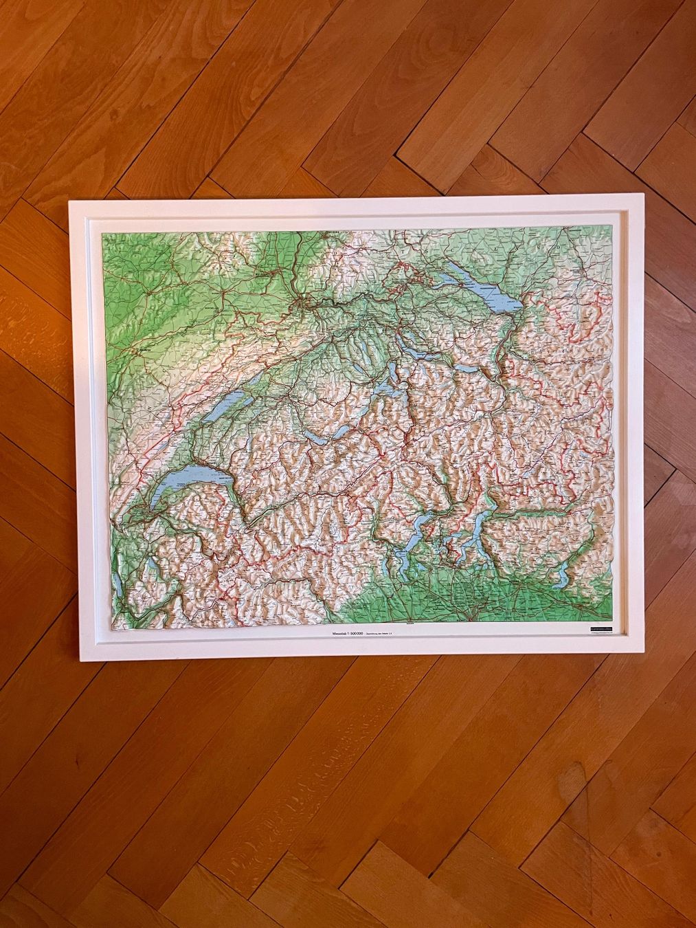 Cartes géographiques & atlas: Schweizer Relief – D'occasion à Bern par respublica