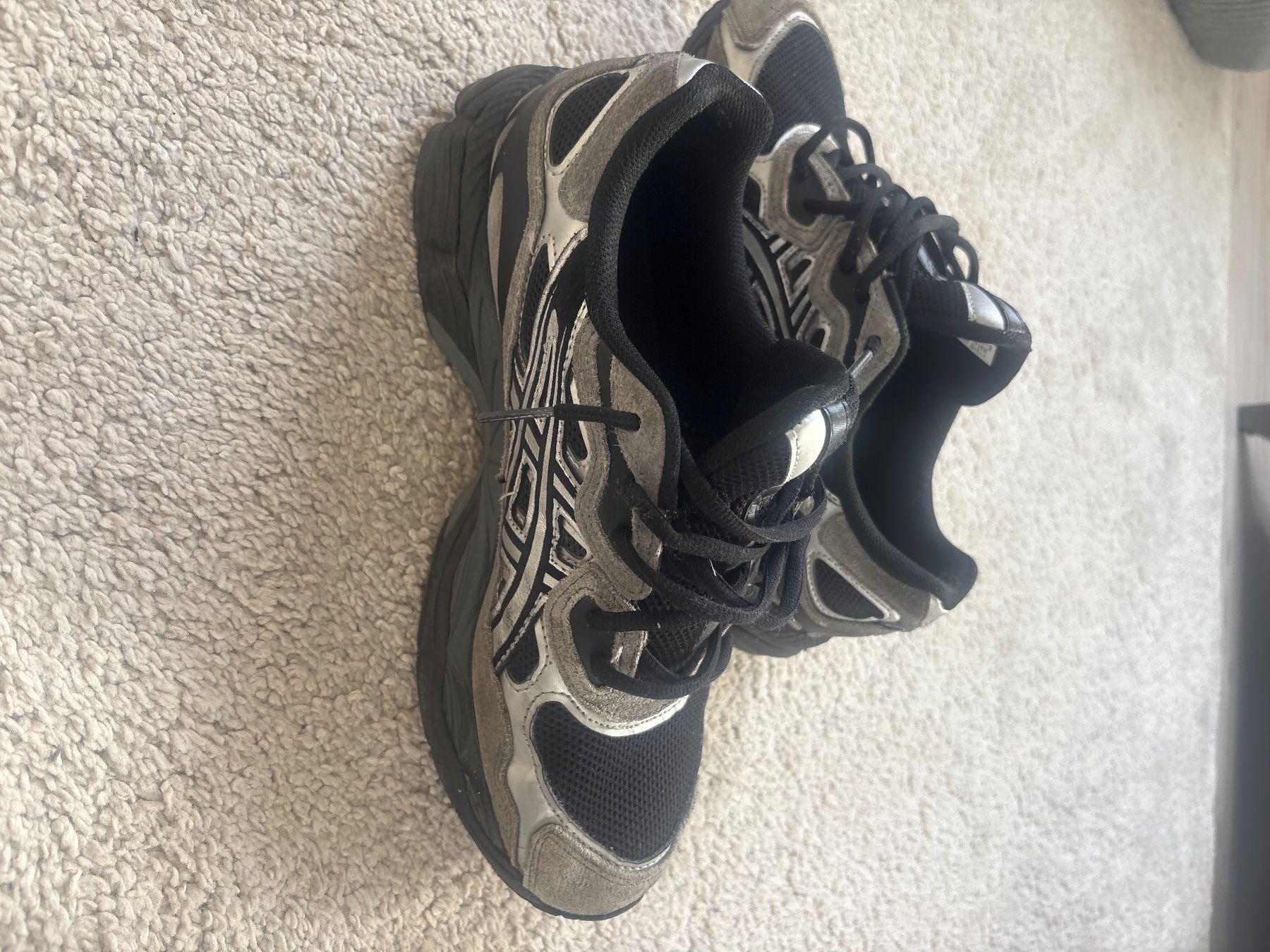 Asics Scarpe da uomo: Asics gel nyc – Usato da Basel venduto da pitri31 1
