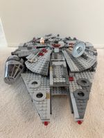 LEGO Star Wars Millennium Falcon 75105 Sonderaktion ab 1.-