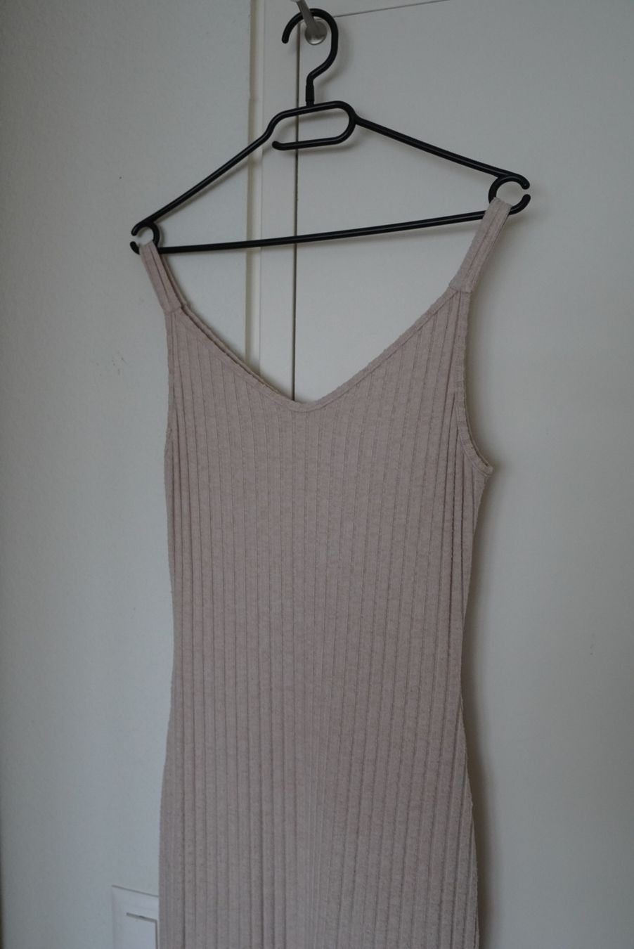 Lotti di vestiti: Ensemble robe + pull beige côtelé Taille S – Usato da Onex venduto da Magou_31 4