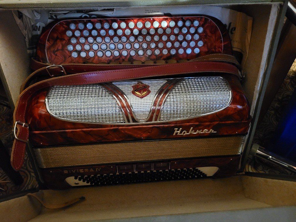 Hohner Musikinstrumente: Handorgerl – Gebraucht aus Fulenbach von Mschildi