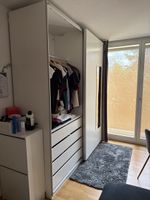 Kleiderschrank