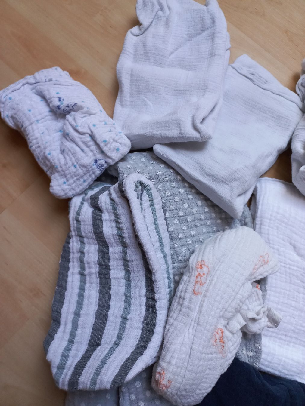 Pasti del neonato: Mulltücher-Set/ Nüschelis – Usato da Salvenach venduto da soleil_27 1