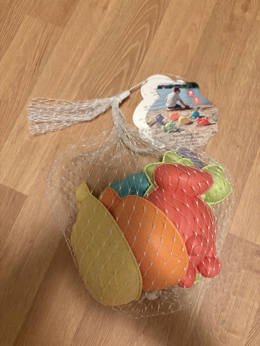 Jouets: NEU Sandformen Set – Neuf avec emballage d'origine à Cham par ZG_Cham