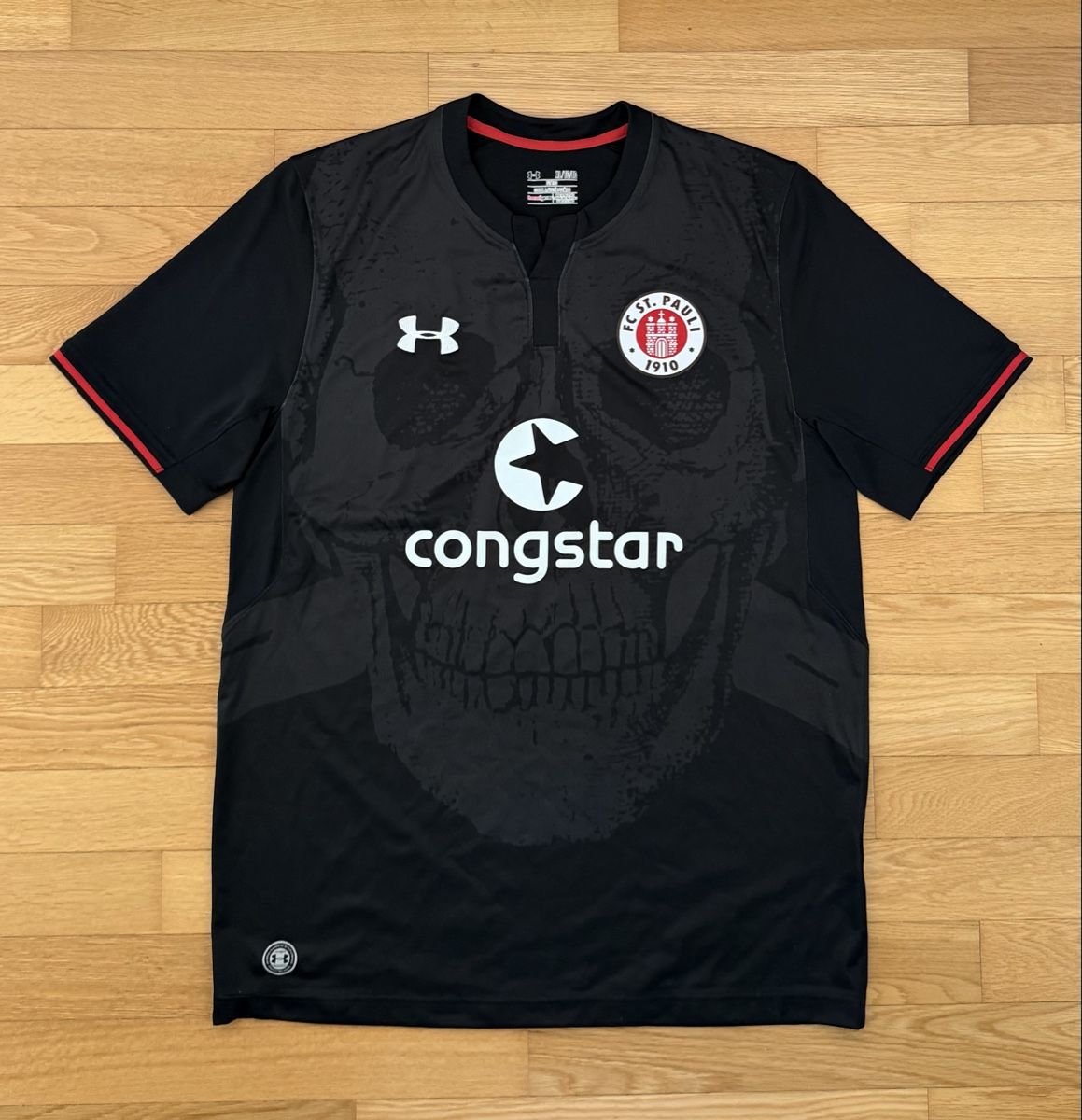 FC St. Pauli Maillots de corps & Pantalons: Fc St. Pauli Trikot 2016-17 Under Armour Third – D'occasion à Füllinsdorf par hae_gt9l
