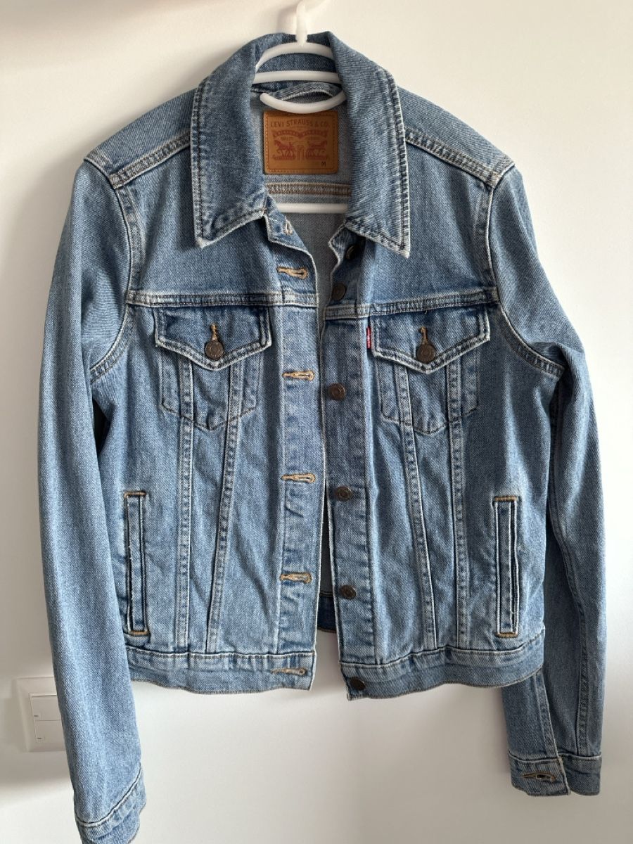 Levi's Jacken: Levis jeans jacket  – Gebraucht aus Lugano von Micolb