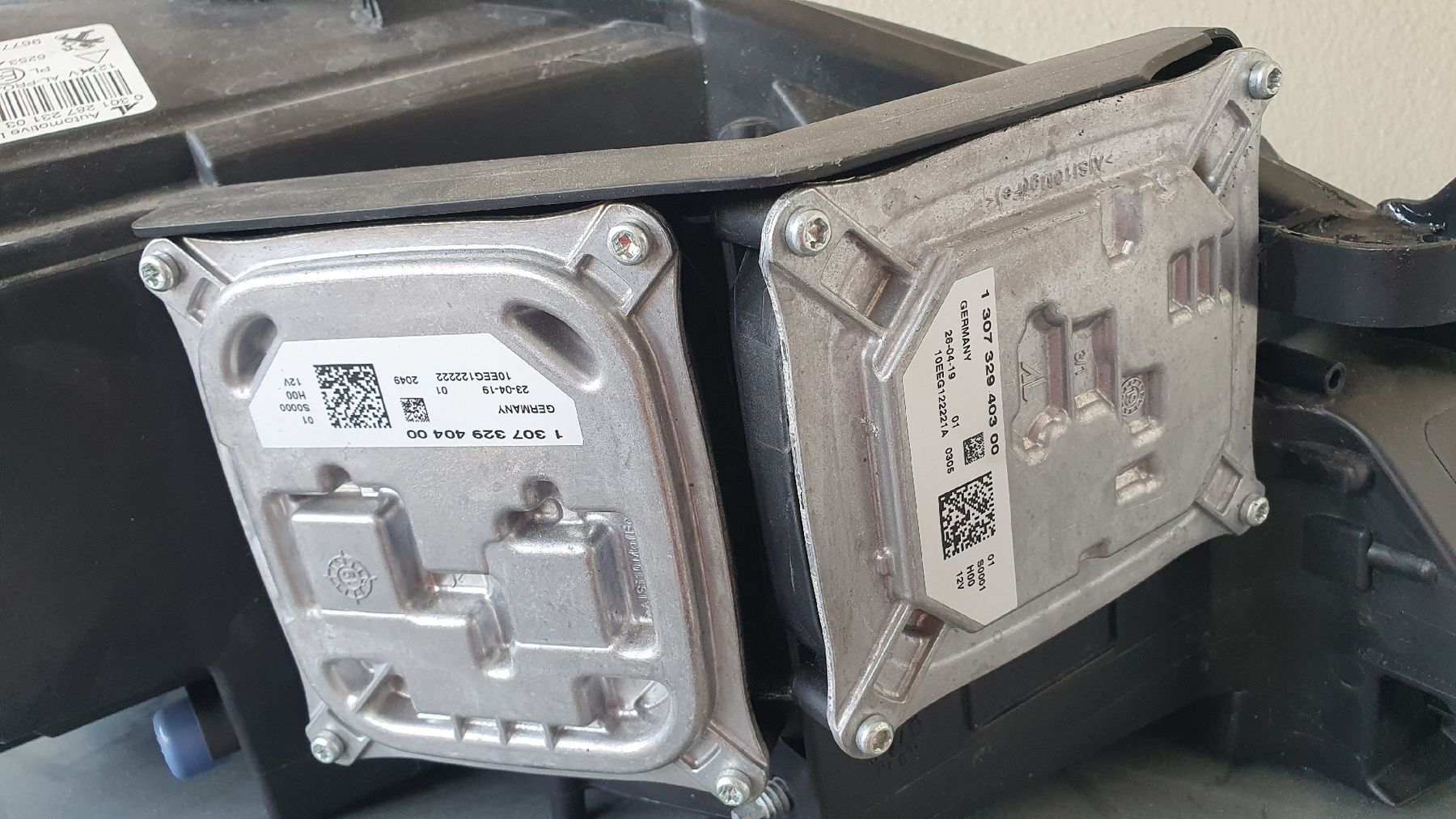 Peugeot Fari: Peugeot 308 Scheinwerfer links, full LED – Usato da Kerzers venduto da Hemingway_Motors 1