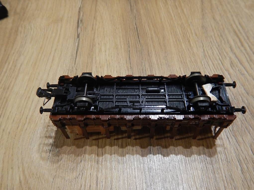 Modellini di ferrovie: Eisenbahngüterwagen – Usato da Frutigen venduto da Tony1813 1