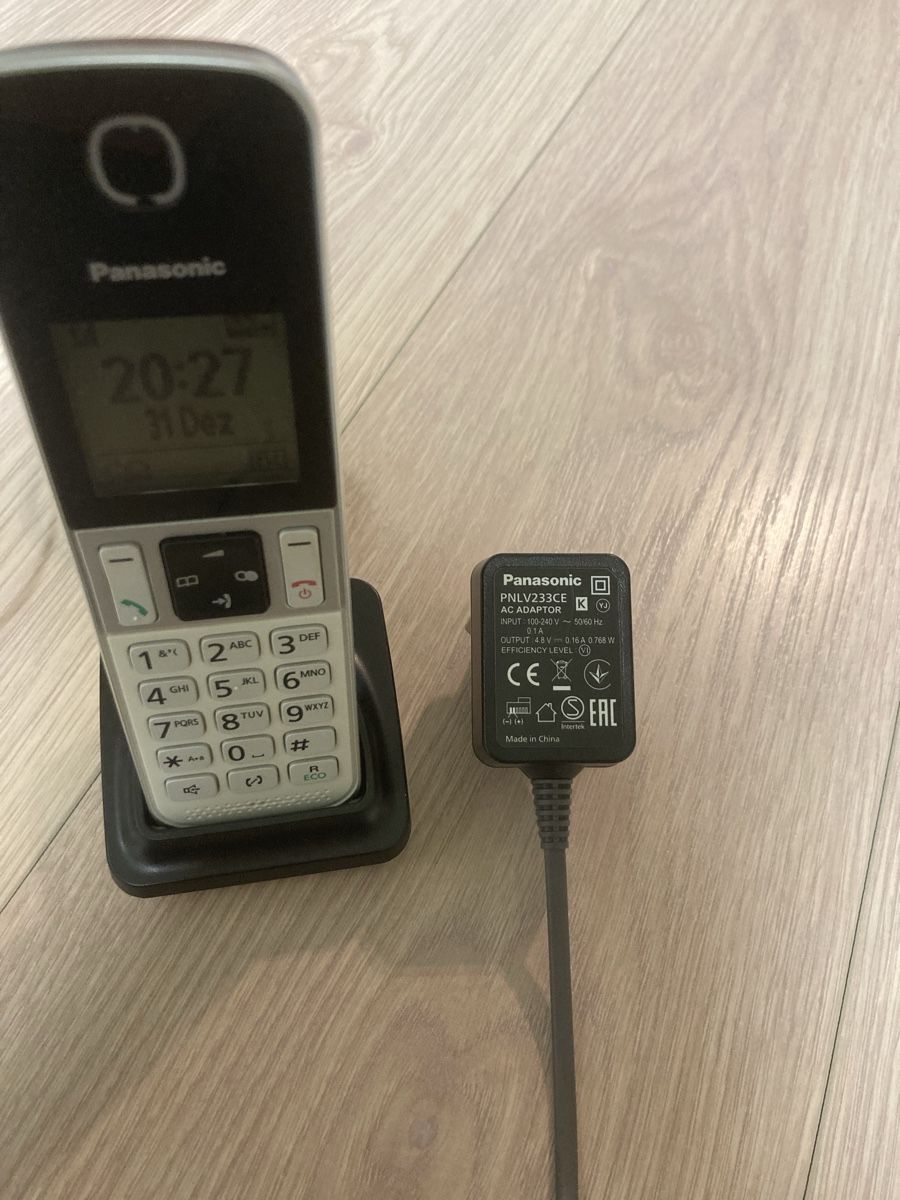 Panasonic Telefoni: Panasonic Schnurlostelefon - Top Zustand! – Usato da Stetten SH venduto da Hrbt